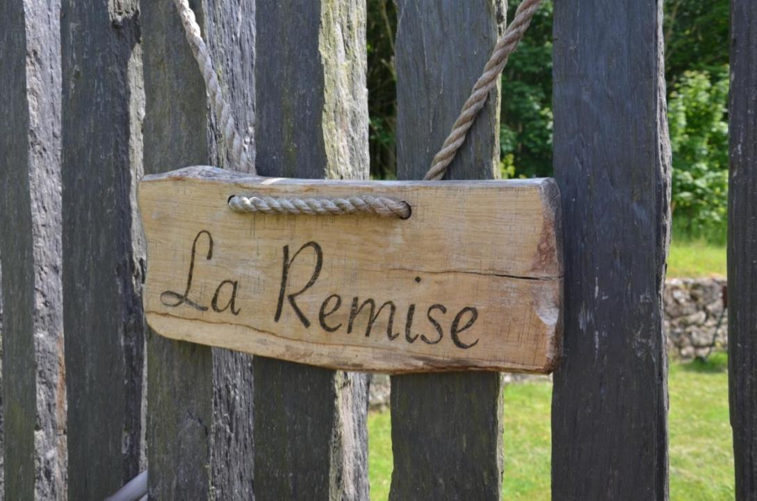 La Remise 4 Etoiles Βίλα Saint-Hilaire-de-Mortagne Εξωτερικό φωτογραφία
